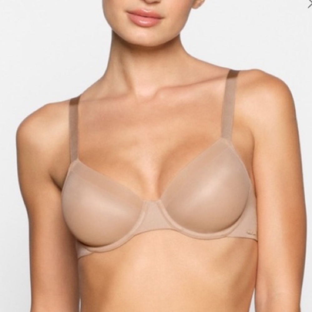 NWT SKIMS No Show Unlined Demi Bra in Clay